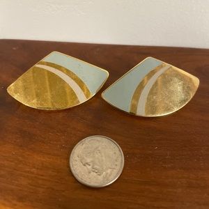 Laurel Birch fan earrings